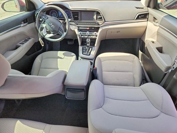 2019 HYUNDAI ELANTRA