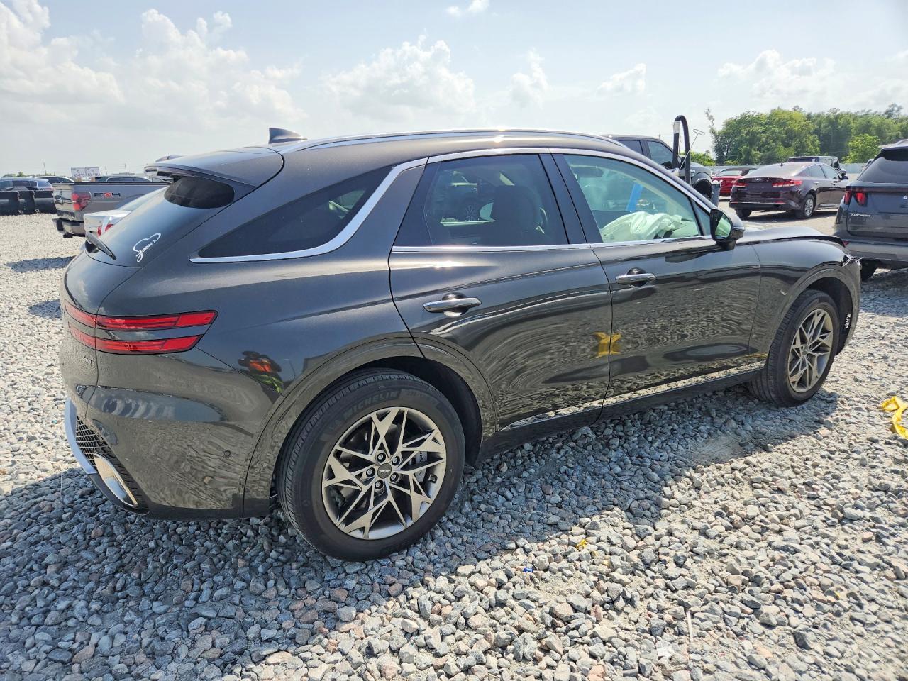 2023 GENESIS GV70