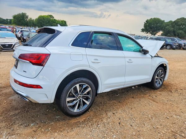 2022 AUDI Q5