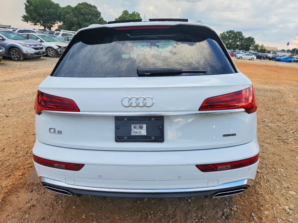 2022 AUDI Q5