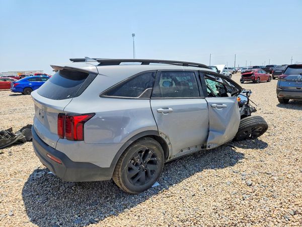 2023 KIA SORENTO