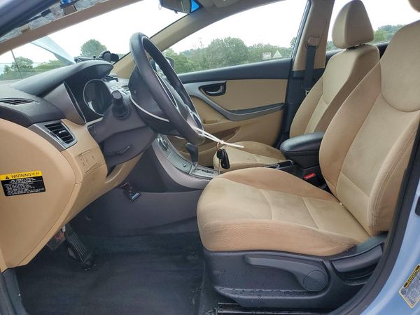 2013 HYUNDAI ELANTRA