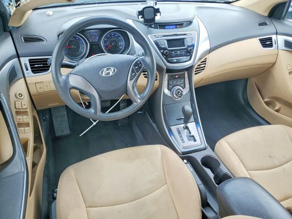 2013 HYUNDAI ELANTRA