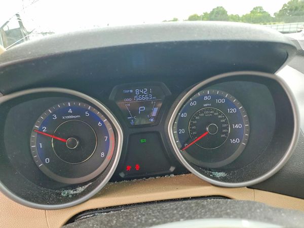 2013 HYUNDAI ELANTRA