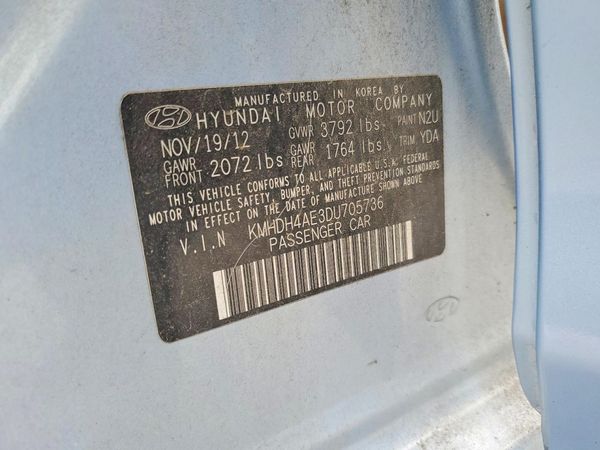 2013 HYUNDAI ELANTRA