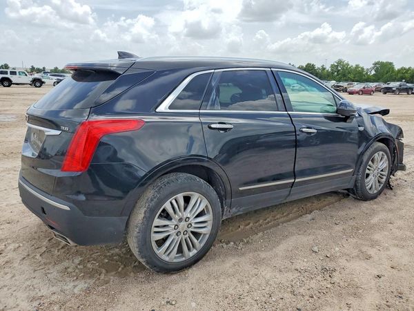 2018 CADILLAC XT5