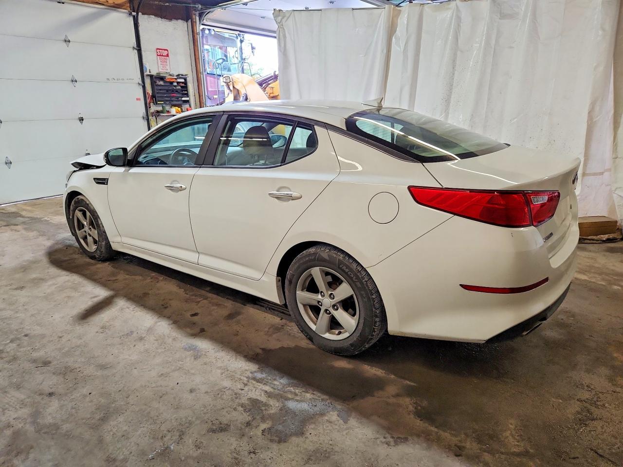 2015 KIA OPTIMA GL - Middle-low