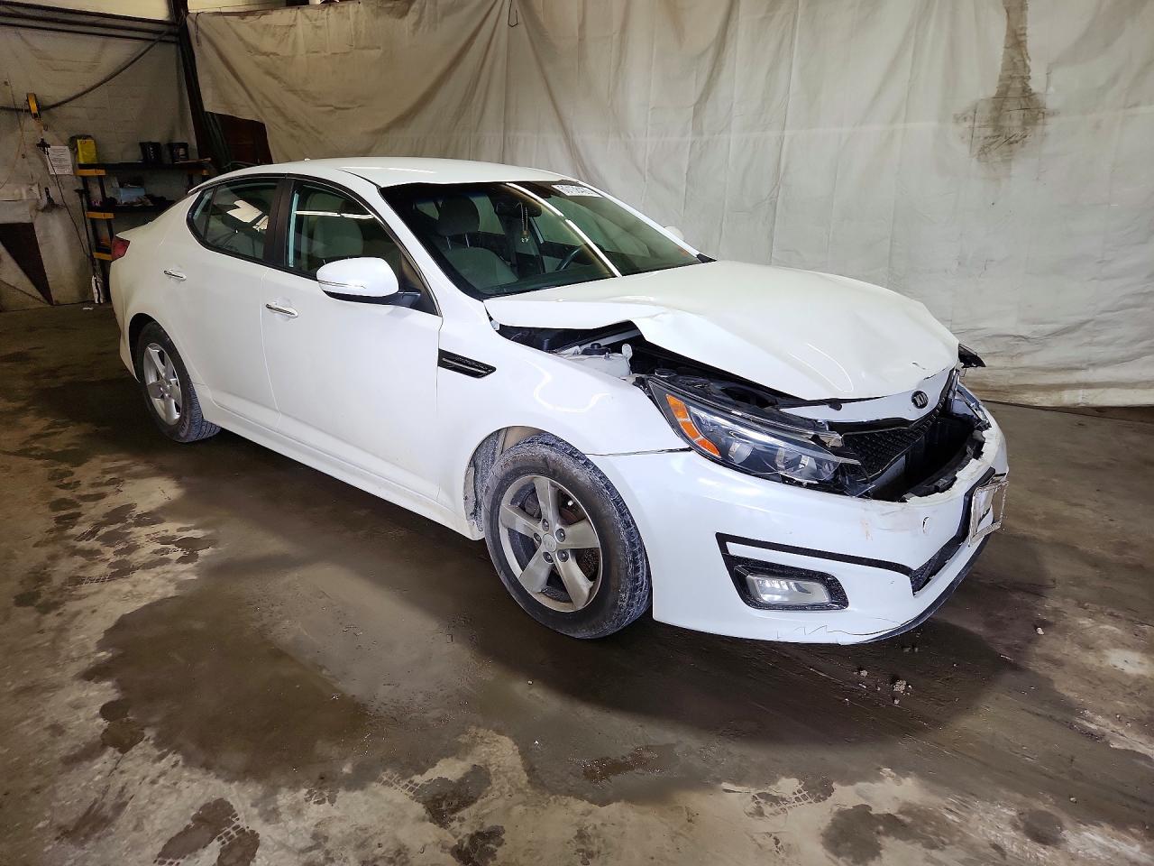 2015 KIA OPTIMA GL - Middle-low