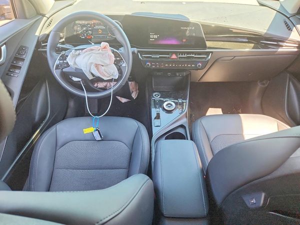 2025 KIA NIRO Wind