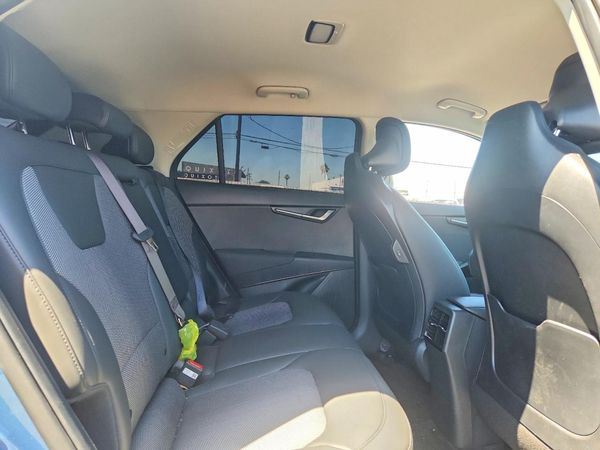 2025 KIA NIRO Wind