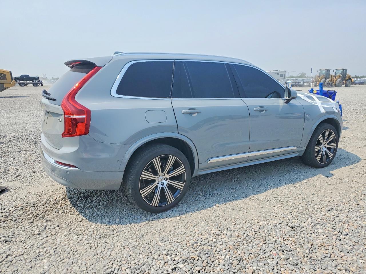 2025 VOLVO XC90 Plus Bright