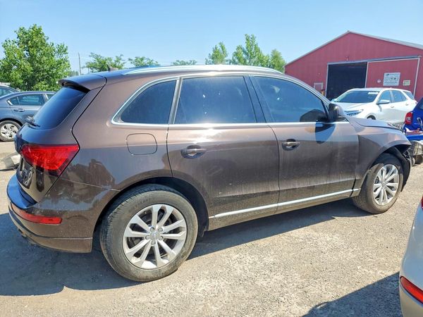 2013 AUDI Q5 Premium Plus