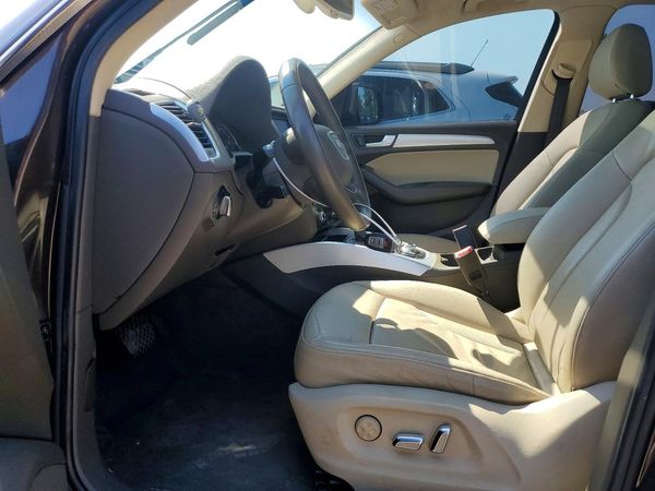 2013 AUDI Q5 Premium Plus