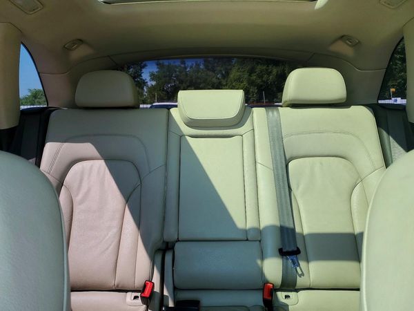 2013 AUDI Q5 Premium Plus
