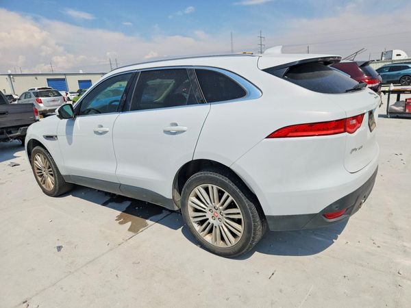 2019 JAGUAR F-PACE