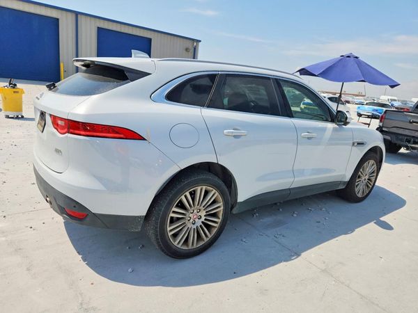 2019 JAGUAR F-PACE