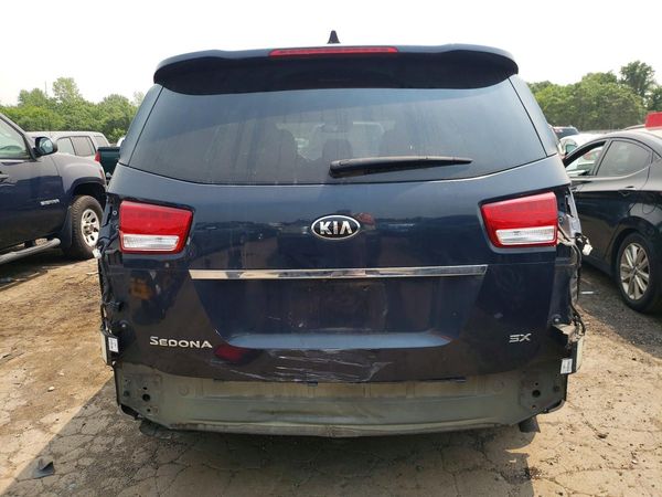 2016 KIA SEDONA