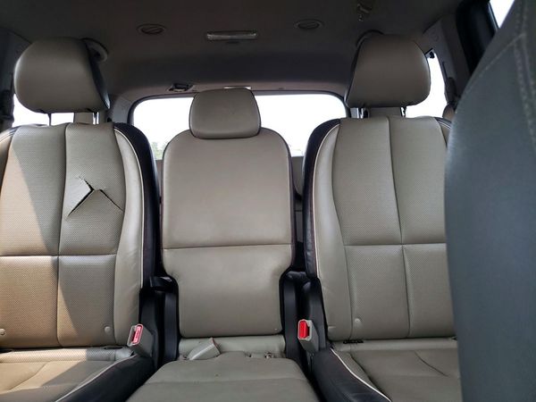 2016 KIA SEDONA