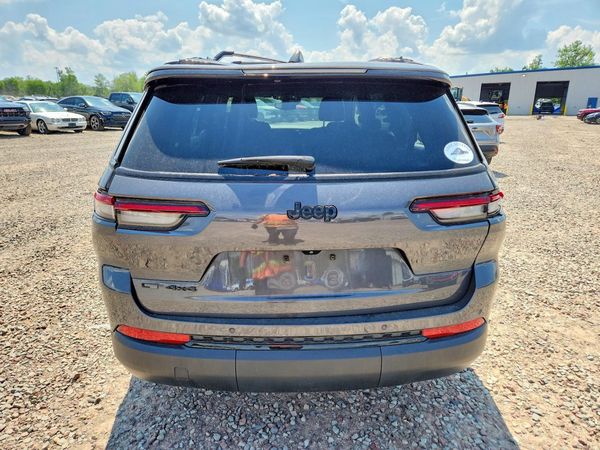 2023 JEEP GRAND CHEROKEE Laredo, Altitude