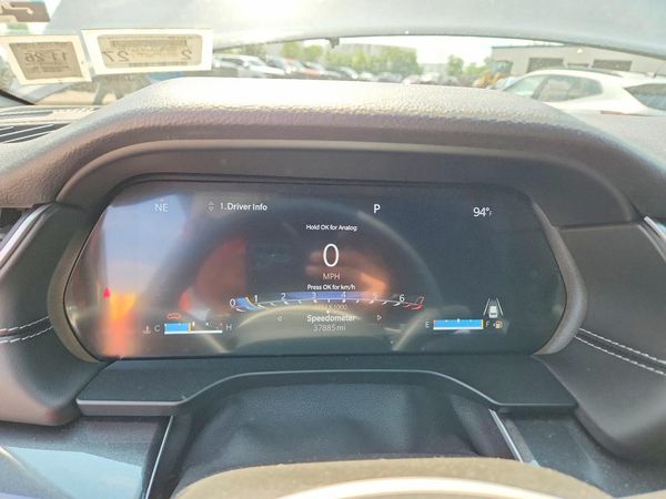 2023 JEEP GRAND CHEROKEE Laredo, Altitude