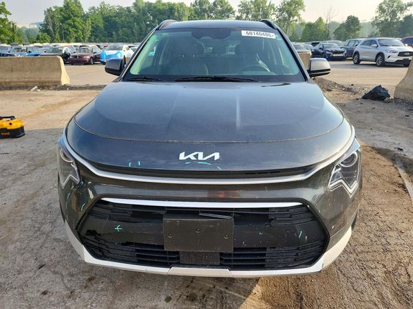 2024 KIA NIRO EX