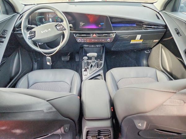 2024 KIA NIRO EX