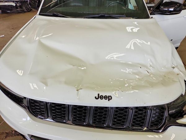 2023 JEEP GRAND CHEROKEE L LAREDO 4X4