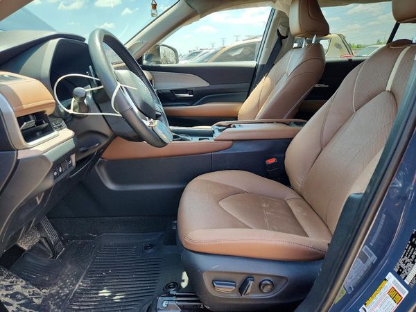 2024 TOYOTA GRAND HIGHLANDER