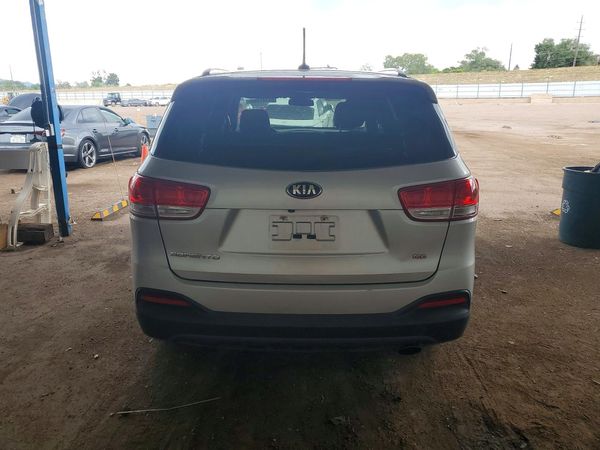 2017 KIA SORENTO L, LX