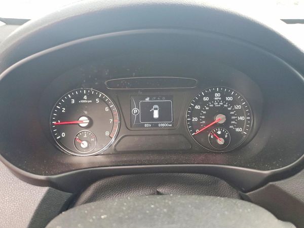 2017 KIA SORENTO L, LX