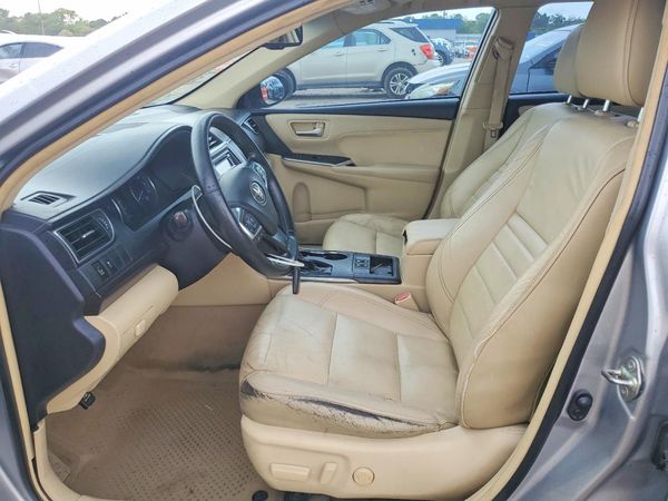 2015 TOYOTA CAMRY — DENT