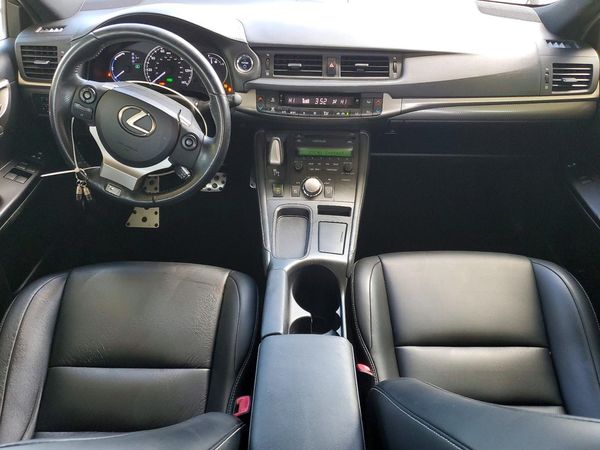 2015 LEXUS CT 200h