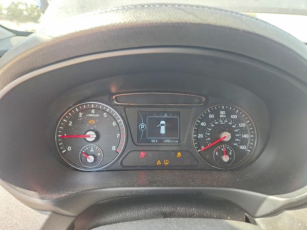 2017 KIA SORENTO L, LX