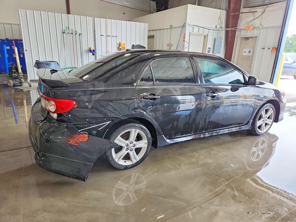 2013 TOYOTA COROLLA
