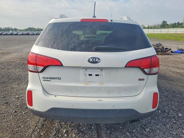 2015 KIA SORENTO GL