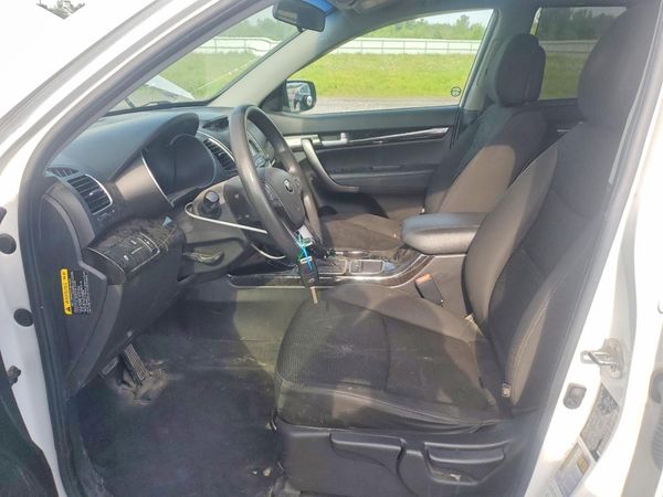 2015 KIA SORENTO GL