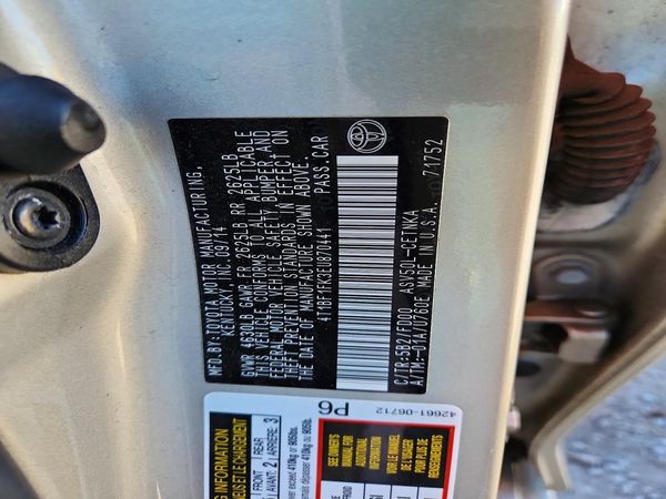 2014 TOYOTA CAMRY — VINS
