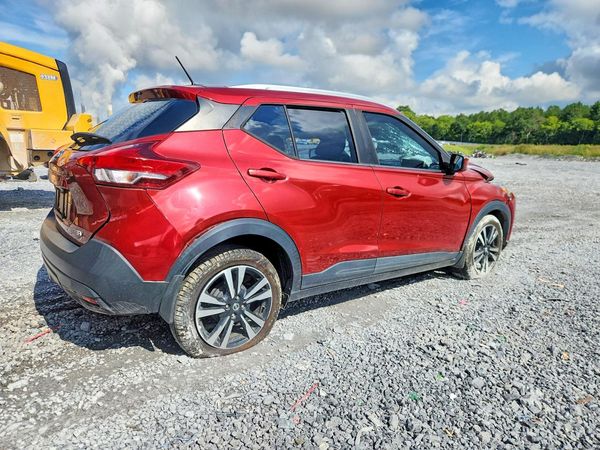 2019 NISSAN KICKS