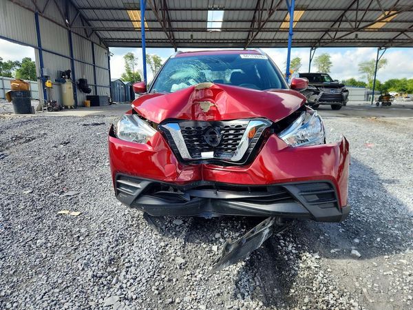 2019 NISSAN KICKS