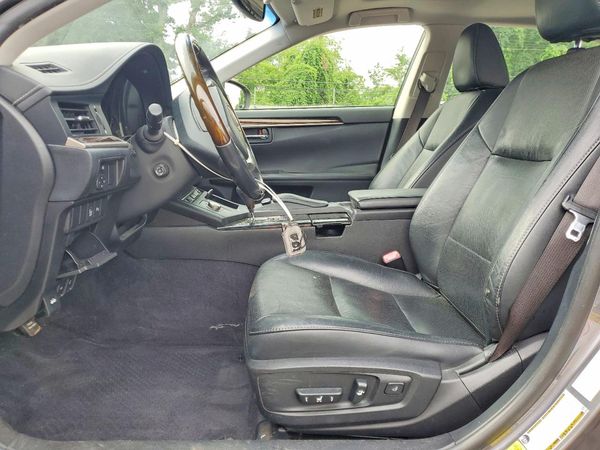 2013 LEXUS ES 350