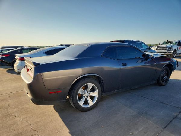 2016 DODGE CHALLENGER SXT