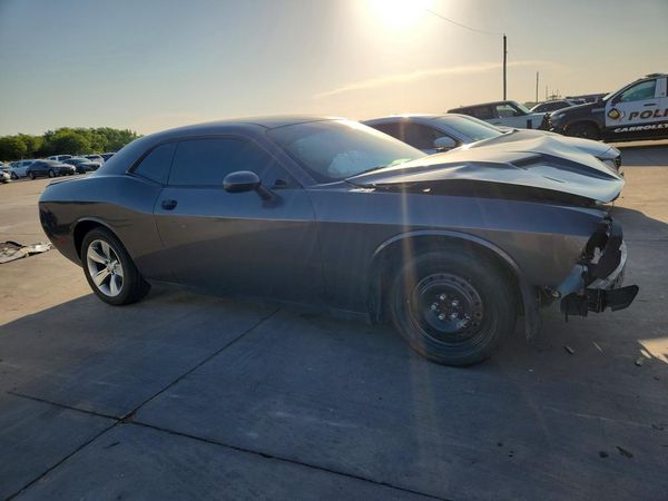 2016 DODGE CHALLENGER SXT