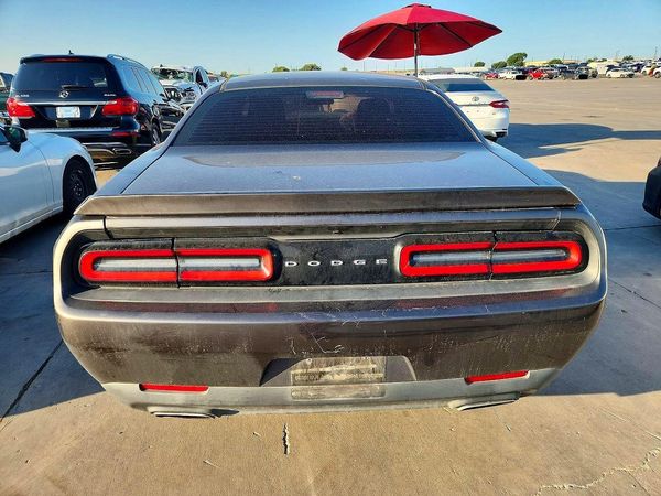 2016 DODGE CHALLENGER SXT