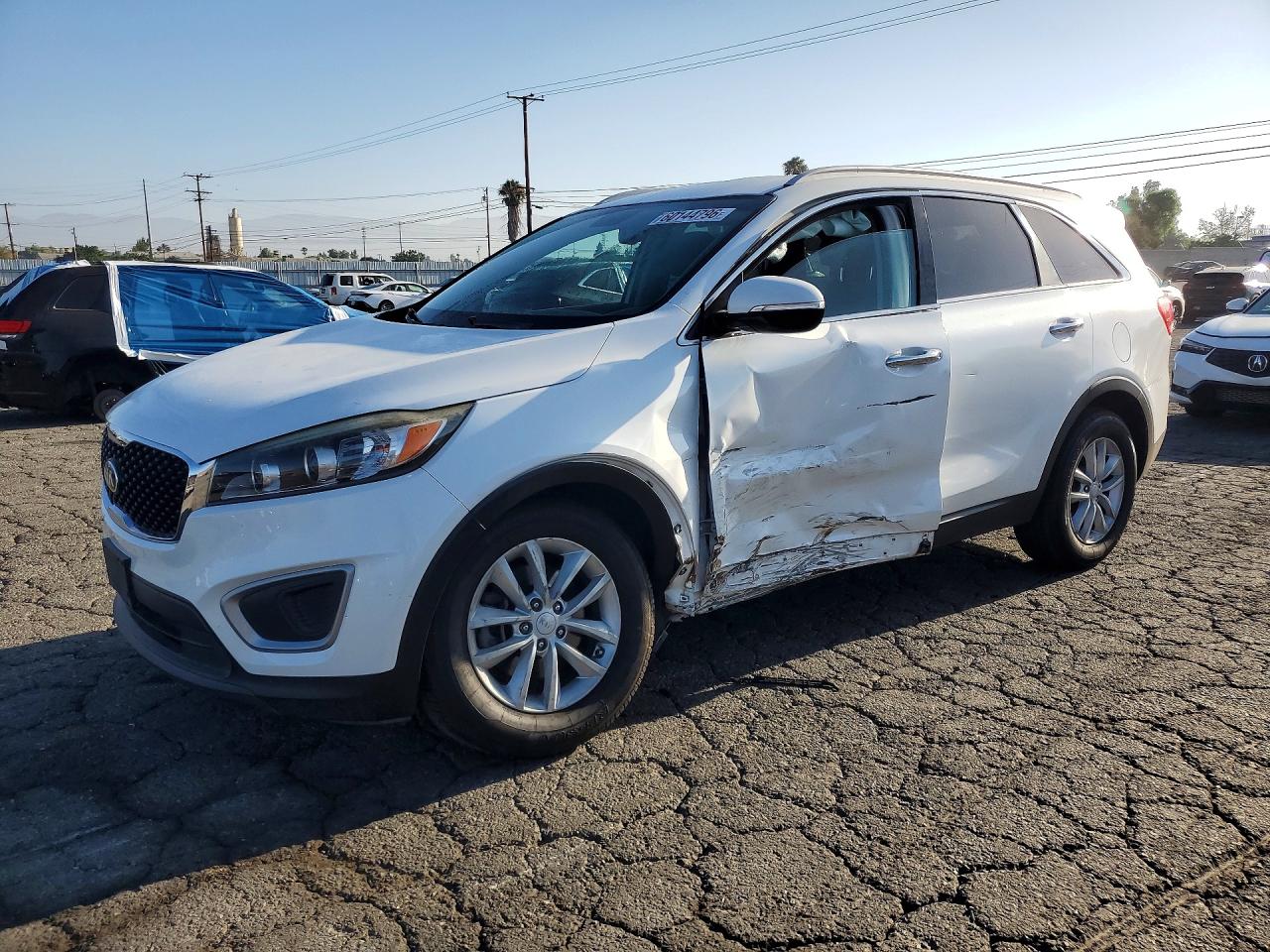 2018 KIA SORENTO L, LX