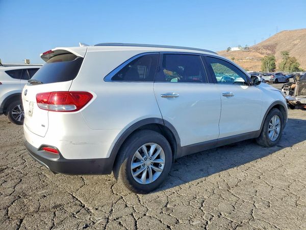 2018 KIA SORENTO L, LX