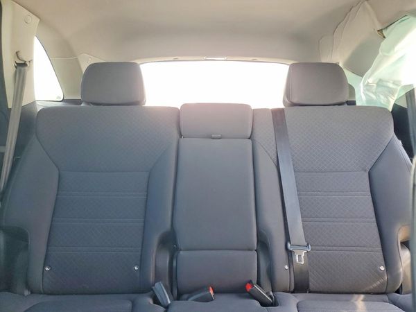2018 KIA SORENTO L, LX