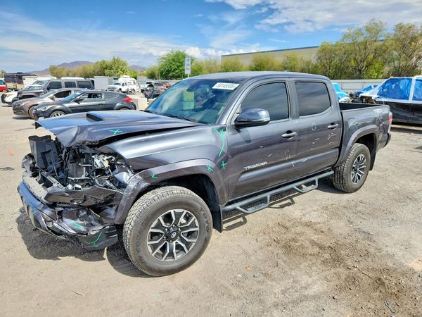 2020 TOYOTA TACOMA SR5