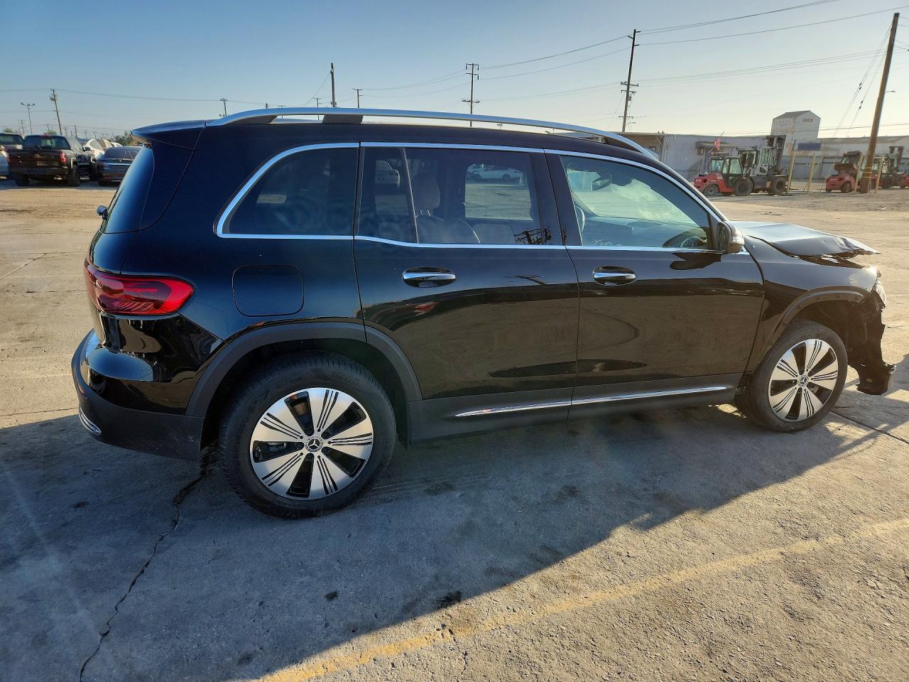 2025 MERCEDES-BENZ EQB EQB250+
