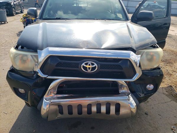 2015 TOYOTA TACOMA