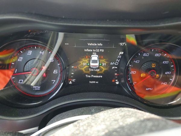 2019 DODGE CHARGER SXT